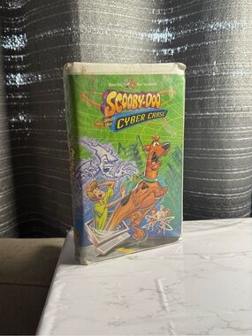 Warner Bros. Scooby-Doo and the Cyber Chase VHS tape